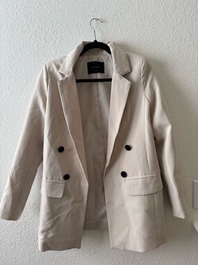 Light Cream Double-Breasted Blazer